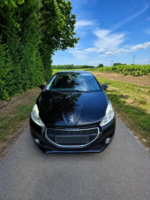 Peugeot 208 reprogrammé chez Charente Reprog