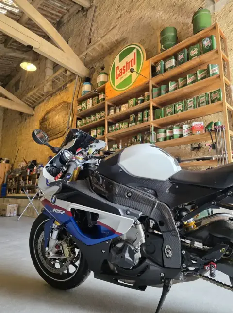BMW S1000RR reprogrammé chez Charente Reprog