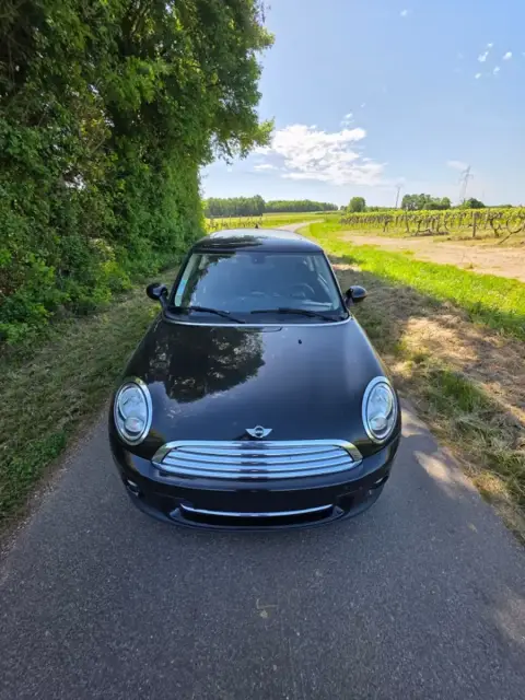 Mini Cooper D R56 reprogrammé chez Charente Reprog