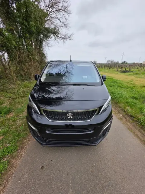 Peugeot Expert Fourgon reprogrammé chez Charente Reprog