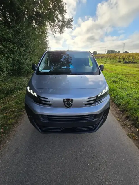 Peugeot Expert reprogrammé chez Charente Reprog