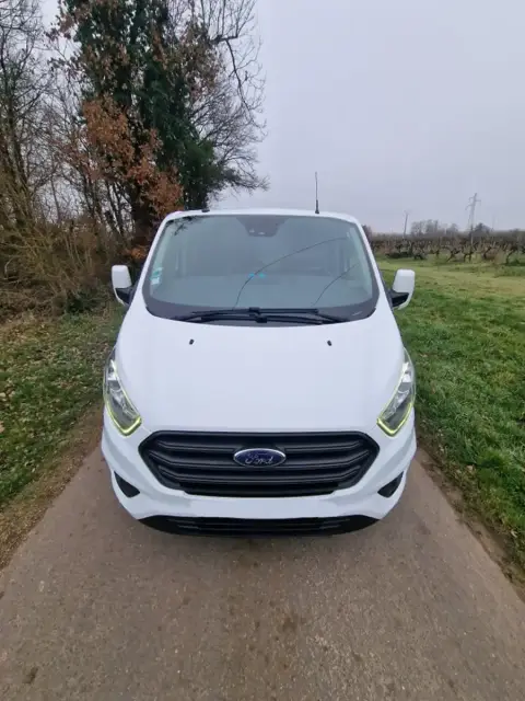 Ford Transit Custom V362 reprogrammé chez Charente Reprog