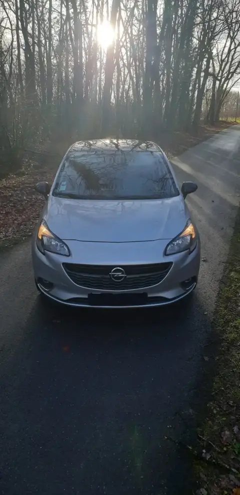 Opel Corsa E reprogrammé chez Charente Reprog
