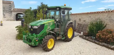 John Deere 5105 Gn reprogrammé chez Charente Reprog