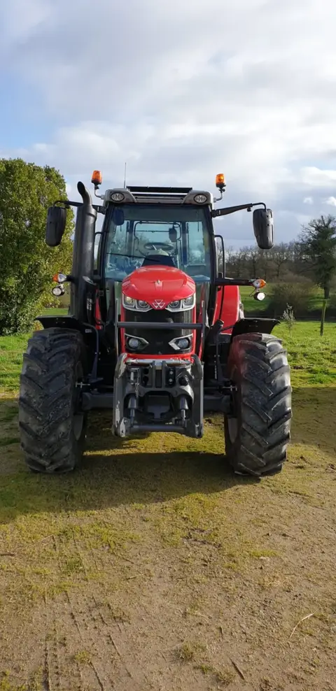 Massey Ferguson 6713S reprogrammé chez Charente Reprog